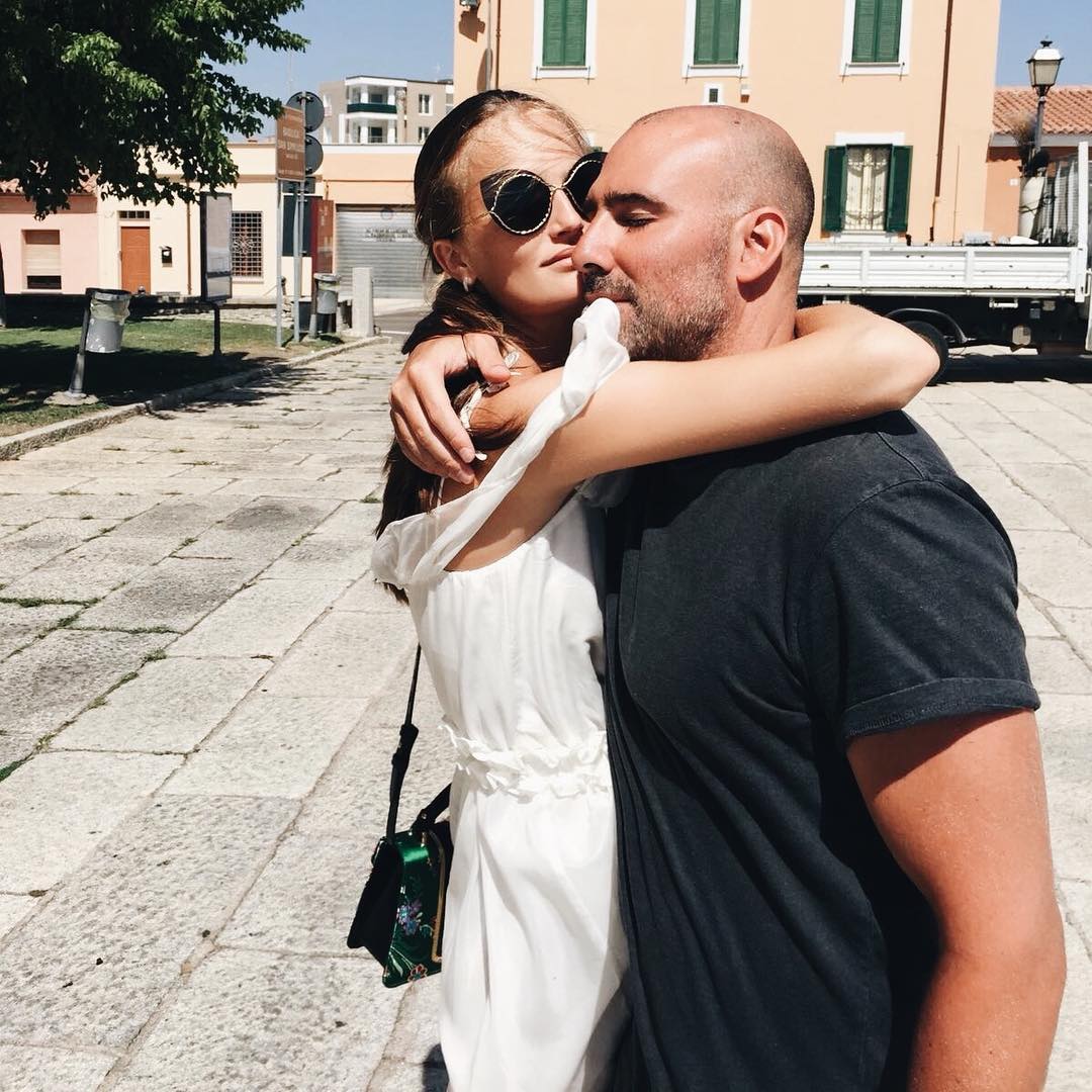 Муж Аллы Костромичевой — Джейсон Капоне