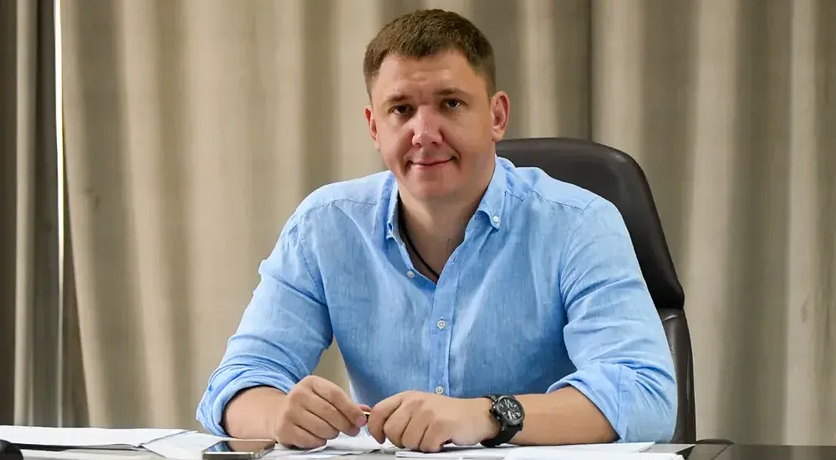 Муж Алхим — Константин Валеулин