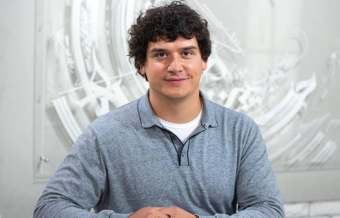 Муж Ивлеевой — Филипп Бегак