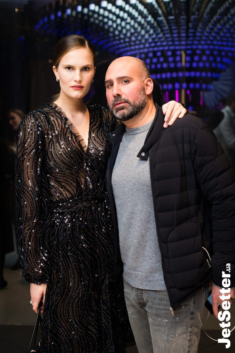 Муж Аллы Костромичевой — Джейсон Капоне