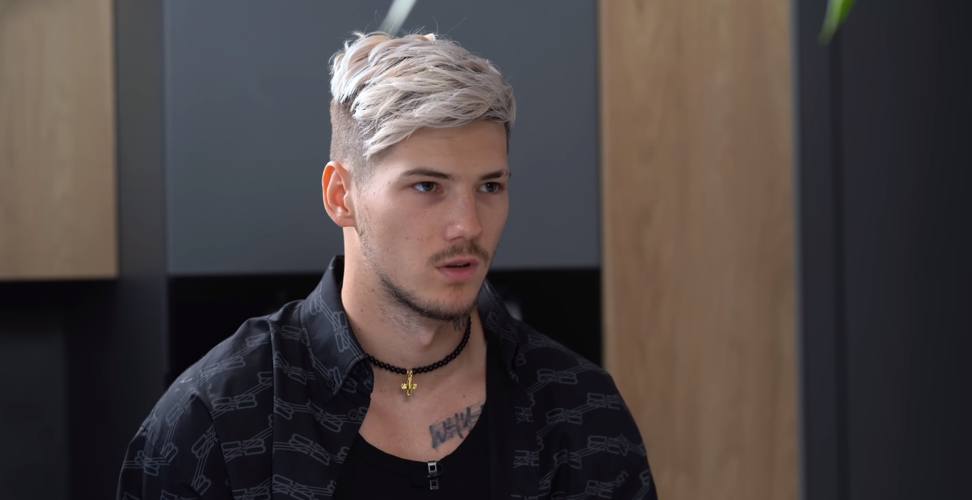 Муж Анны Тринчер — Александр Волошин