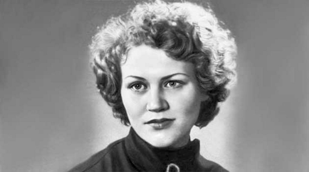 Ліна Костенко Біографія: життя, творчість і особистість видатної поетеси