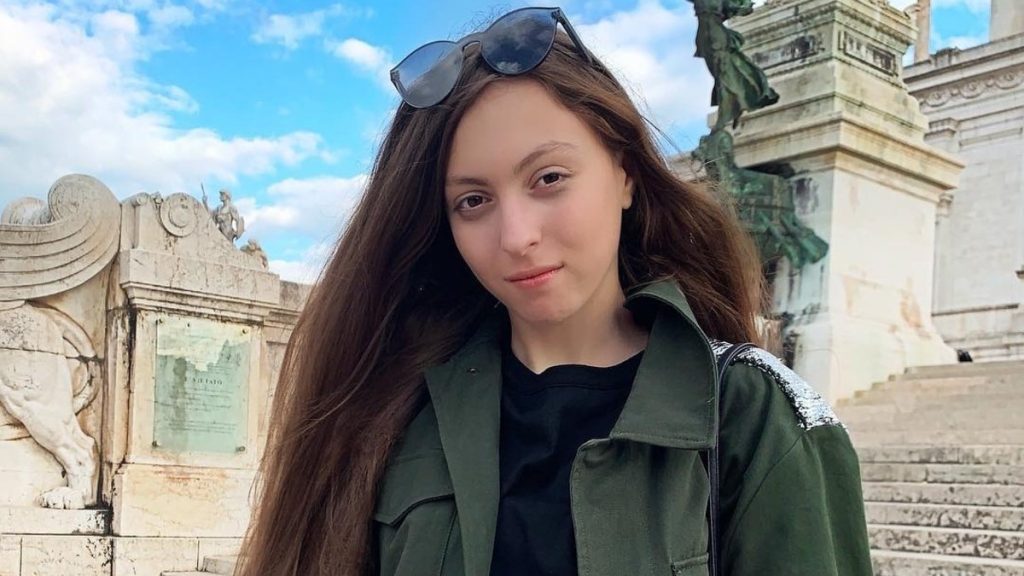 Дочка Полякової: подробности жизни и творческого пути