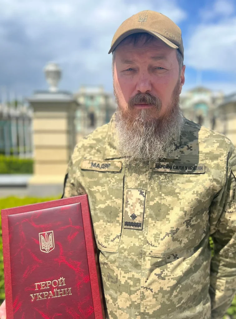Мадяр Биография: путь к успеху и личные достижения