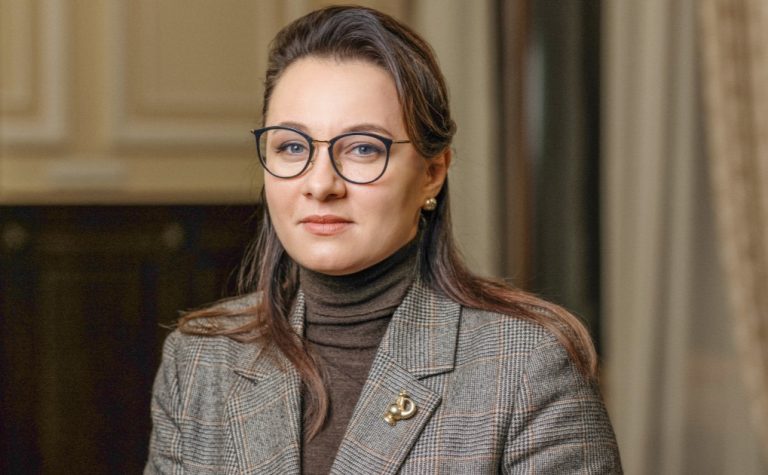Хто Така Юлія Свириденко: біографія, особисте життя та кар'єра