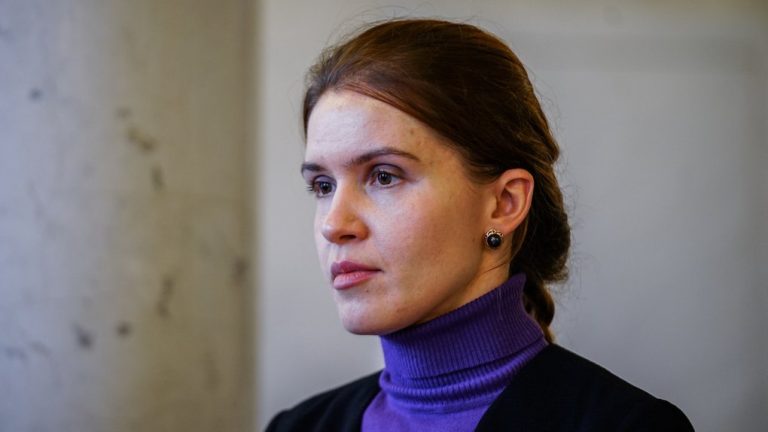 Мар'Яна Безугла Особисте Життя: біографія, кар'єра та приватні сторони